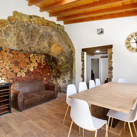 Casa Cueva Tatil Evi Teror
