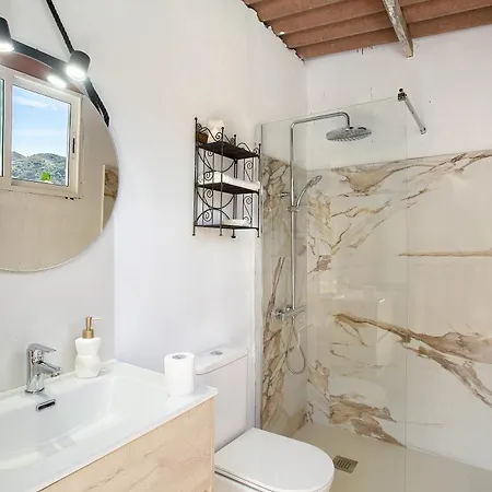 Casa Cueva Tatil Evi *