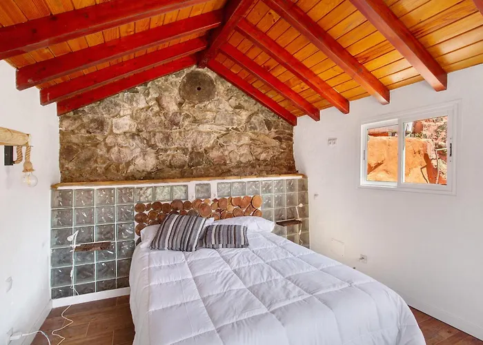 Casa Cueva *